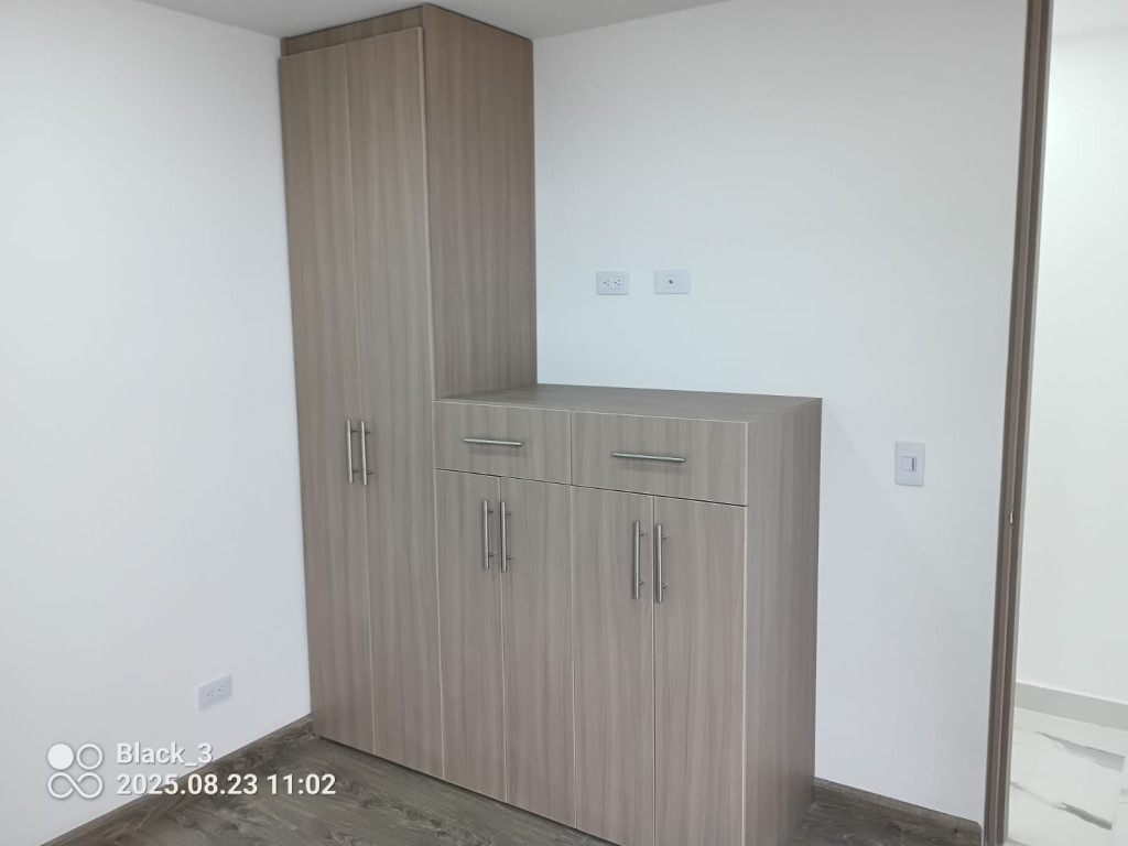 Apartamento en venta en Ingles, Bogotá · foto 8 de 15