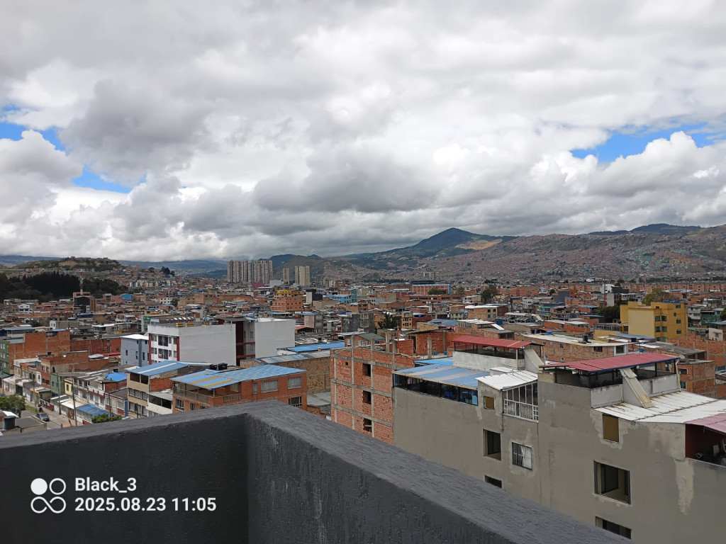 Apartamento en venta en Ingles, Bogotá · foto 2 de 15