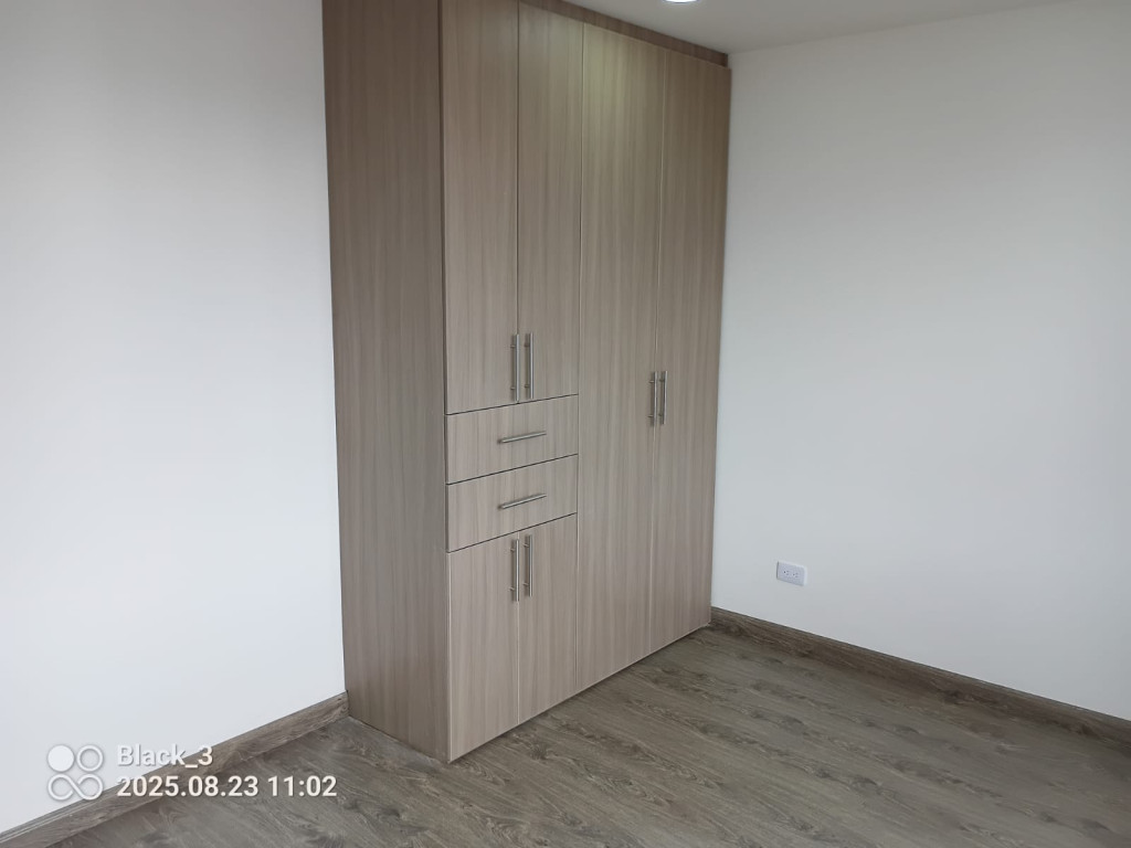 Apartamento en venta en Ingles, Bogotá · foto 9 de 15