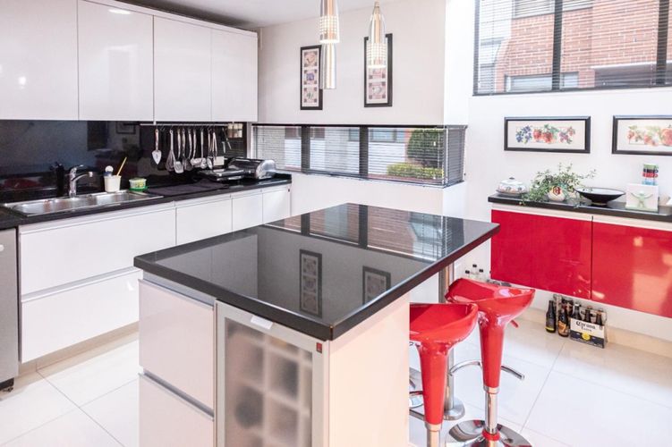 Casa en venta en Bosque De Pinos, Bogotá · foto 11 de 24