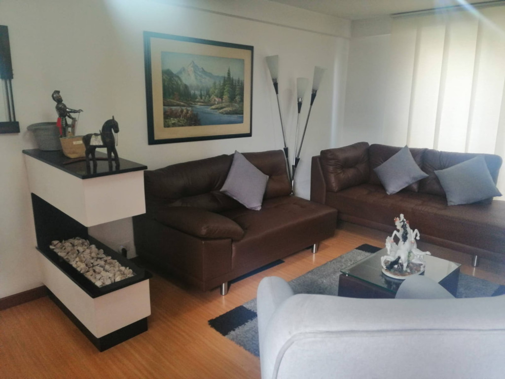 Apartamento en venta en Santa Barbara Centro, Bogotá · foto 2 de 12