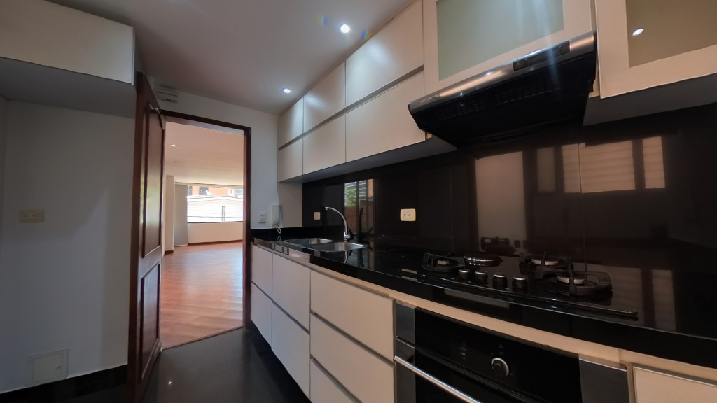 Apartamento en venta en Chico Norte, Bogotá · foto 8 de 20