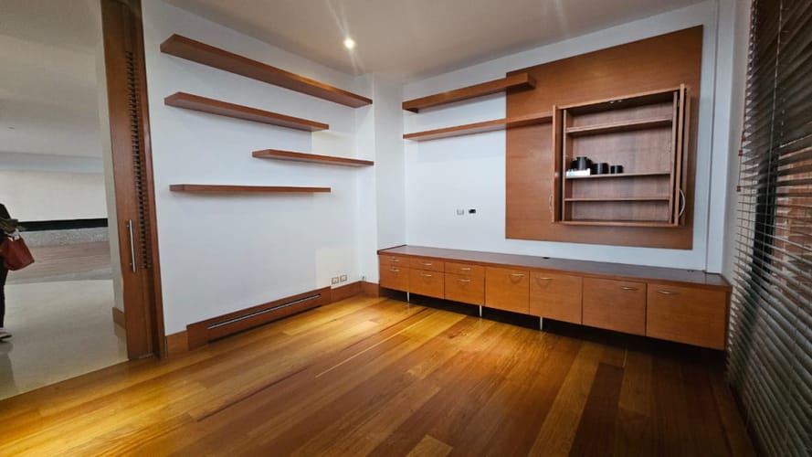 Apartamento de 4 alcobas en venta en Santa Barbara Alta, Bogotá, 420 m² · foto 16 de 23