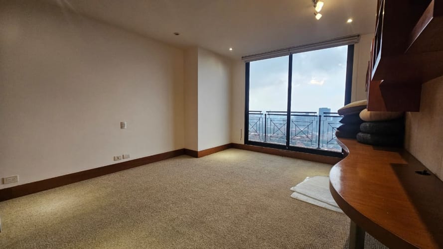 Apartamento de 4 alcobas en venta en Santa Barbara Alta, Bogotá, 420 m² · foto 19 de 23