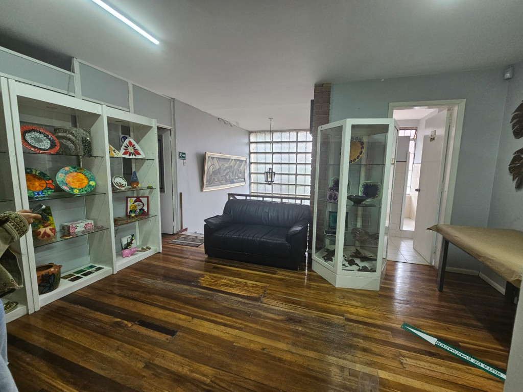 Casa en venta en Quinta Camacho, Bogotá · foto 2 de 19