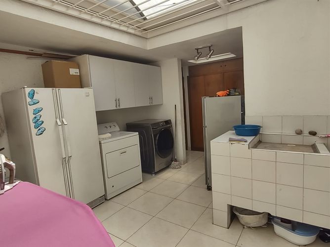 Casa de 4 alcobas en venta en La Calleja, Bogotá, 400 m² · foto 3 de 24