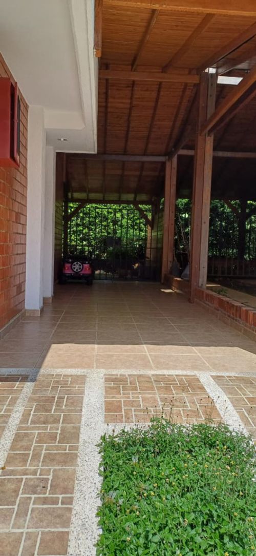Casa de 3 alcobas en venta en Cinco Soles, Jamundí, 150 m² · foto 10 de 11