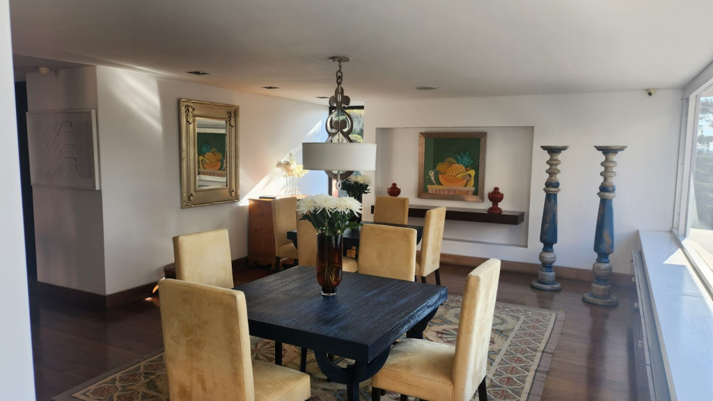 Apartamento en venta en Los Rosales, Bogotá · foto 6 de 24