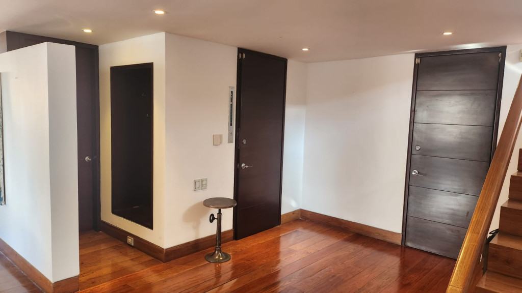 Apartamento en venta en Los Rosales, Bogotá · foto 7 de 24