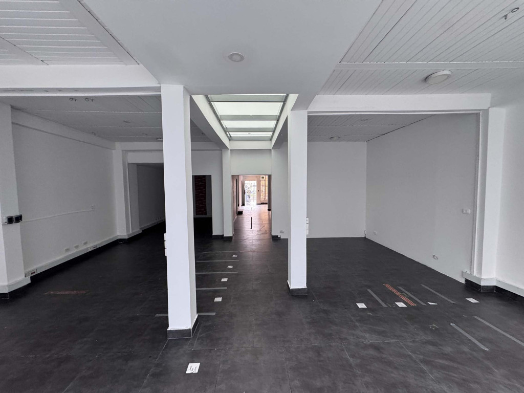 Casa en venta en San Felipe, Bogotá · foto 5 de 24