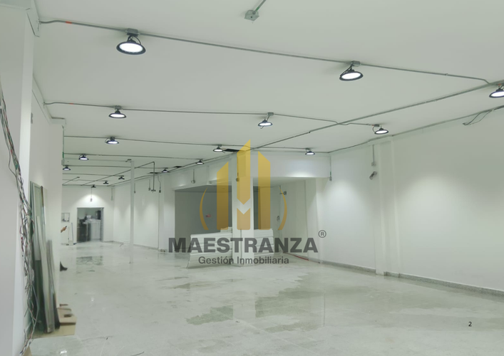 Bodega en arriendo en Tablazo, Itagüí, 220 m² · foto 2 de 5