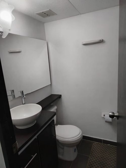 Apartamento de 3 alcobas en venta en Yerbabuena, Ibagué, 78 m² · foto 5 de 5