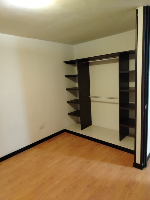 Apartamento de 3 alcobas en venta en Yerbabuena, Ibagué, 78 m² · foto 2 de 5
