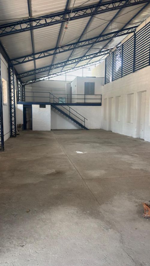 Bodega en arriendo en Porvenir, Cali, 250 m² · foto 11 de 14