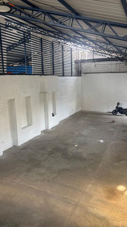 Bodega en arriendo en Porvenir, Cali, 250 m² · foto 13 de 14