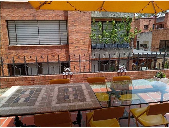 Apartamento de 3 alcobas en venta en San Patricio, Bogotá, 230 m² · foto 8 de 21
