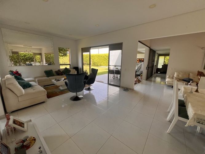 Casa de 4 alcobas en venta en La Morada, Jamundí, 672 m² · foto 6 de 24