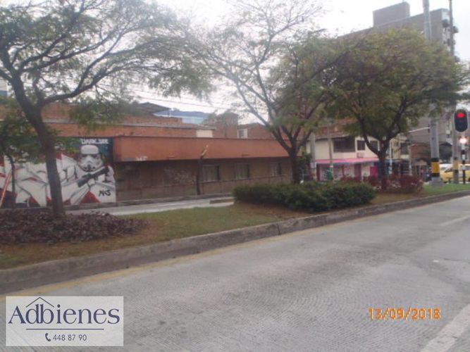 Edificio en venta en La Palma, Medellín, 499 m² · foto 2 de 2
