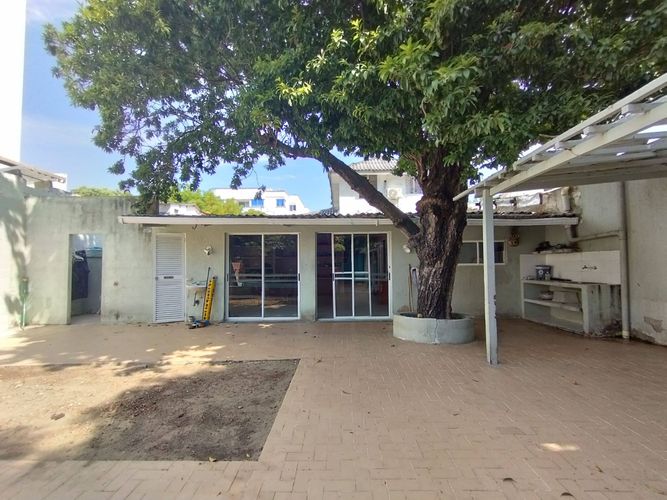 Casa de 6 alcobas en arriendo en Crespo, Cartagena, 600 m² · foto 9 de 13