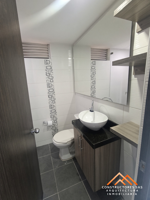 Apartamento de 3 alcobas en venta en Picaleña Y Mirolindo, Ibagué, 56 m² · foto 8 de 14