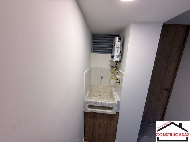 Apartamento de 3 alcobas en arriendo en Urbanizacion Palmacia, Bello, 65 m² · foto 9 de 20