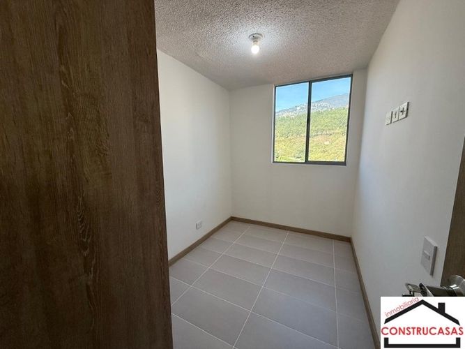 Apartamento de 3 alcobas en arriendo en Urbanizacion Palmacia, Bello, 65 m² · foto 12 de 20