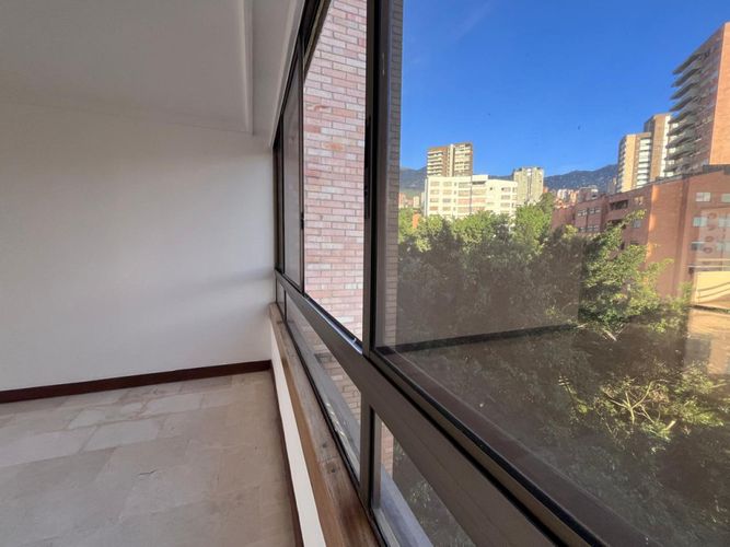 Apartamento de 4 alcobas en arriendo en Alejandría, Medellín, 213 m² · foto 5 de 24
