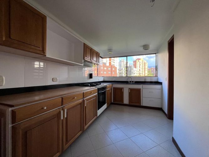 Apartamento de 4 alcobas en arriendo en Alejandría, Medellín, 213 m² · foto 6 de 24