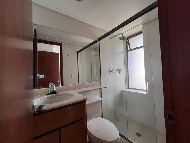 Apartamento de 4 alcobas en arriendo en Alejandría, Medellín, 213 m² · foto 11 de 24