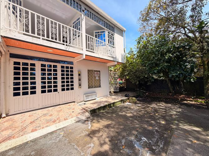Casa de 7 alcobas en venta en Bochica Et Ii, Villavicencio, 112 m² · foto 2 de 24