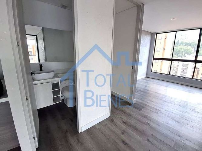 Apartamento de 2 alcobas en arriendo en Los Balsos, Medellín, 100 m² · foto 11 de 12
