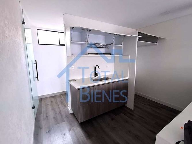 Apartamento de 2 alcobas en arriendo en Los Balsos, Medellín, 100 m² · foto 8 de 12
