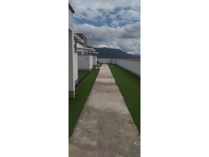 Apartamento de 3 alcobas en venta en Centro, Bucaramanga, 52 m² · foto 2 de 18