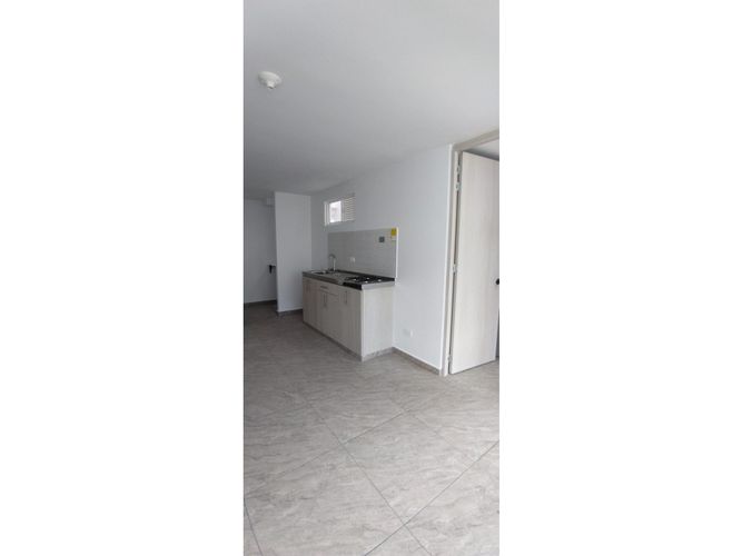Apartamento de 3 alcobas en venta en Centro, Bucaramanga, 52 m² · foto 7 de 18