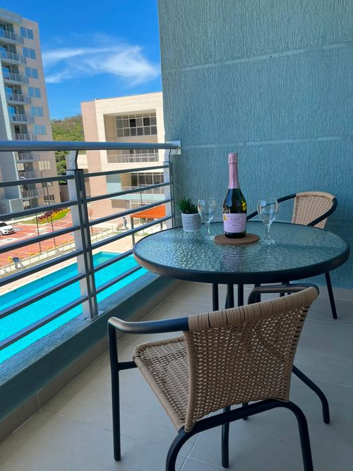 Apartamento de 3 alcobas en venta en Los Cardonales, Santa Marta, 65 m² · foto 2 de 18