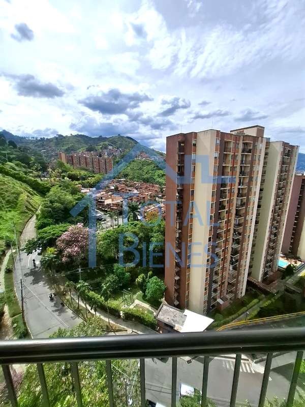 Apartamento en venta en Belén, Medellín · foto 7 de 24