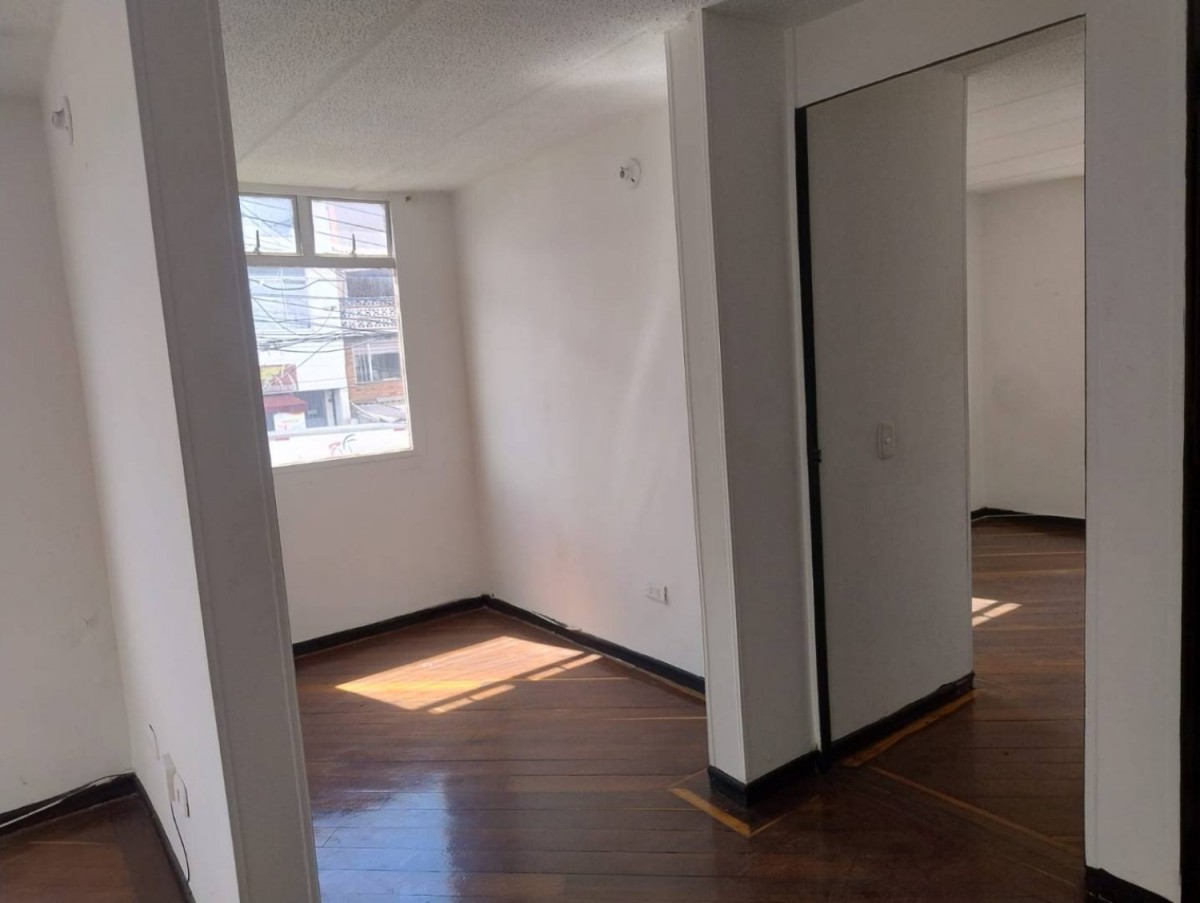 Apartamento en venta en Toberin, Bogotá · foto 3 de 17