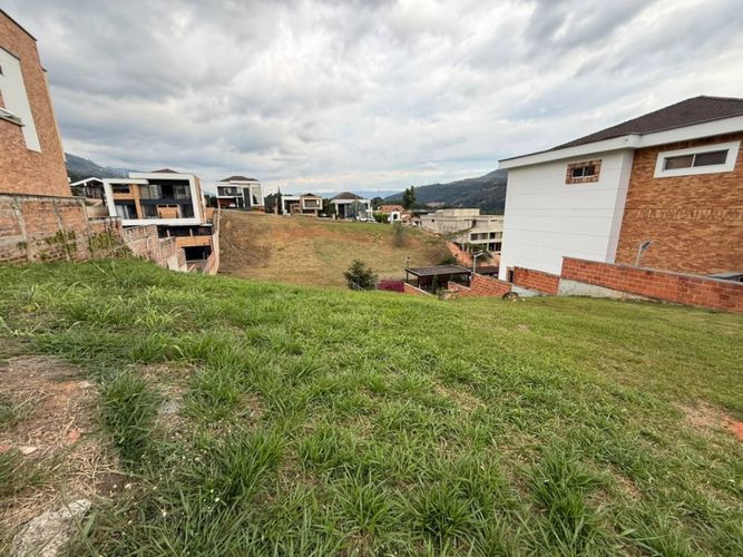 Lote en venta en Terrazas De Menzuli, Piedecuesta, 980 m² · foto 4 de 6