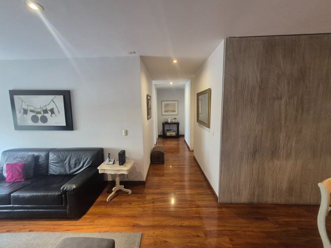 Apartamento de 2 alcobas en venta en Chicó Reservado, Bogotá, 132 m² · foto 7 de 20