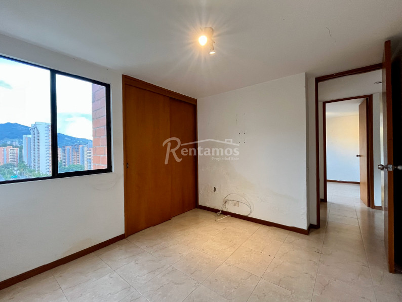 Apartamento en arriendo en La Frontera, Medellín · foto 13 de 24