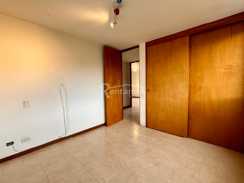 Apartamento en arriendo en La Frontera, Medellín · foto 15 de 24