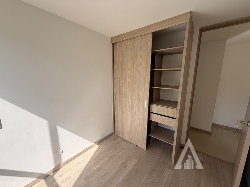 Apartamento en venta en Escobero, Envigado · foto 3 de 10