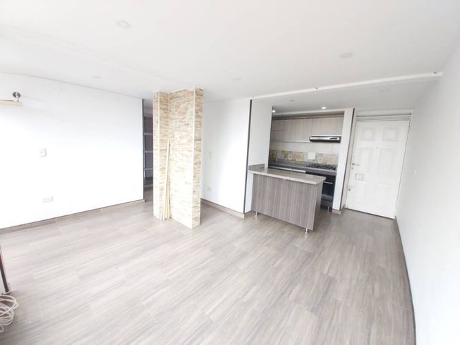 Apartamento en venta en Hacienda La Estancia Navarra, Bogotá · foto 5 de 18