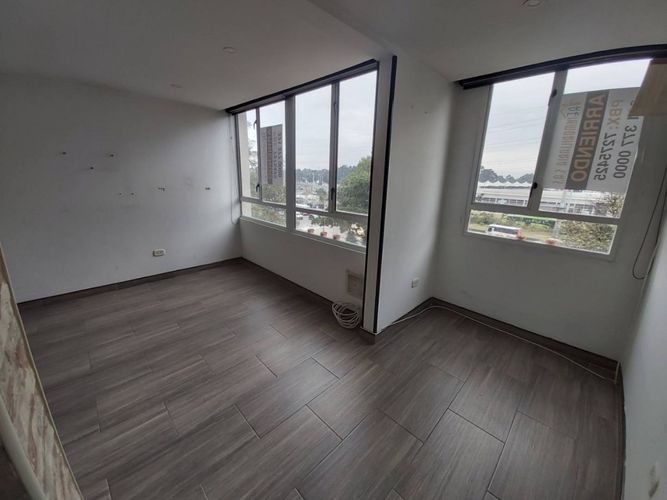 Apartamento en venta en Hacienda La Estancia Navarra, Bogotá · foto 10 de 18