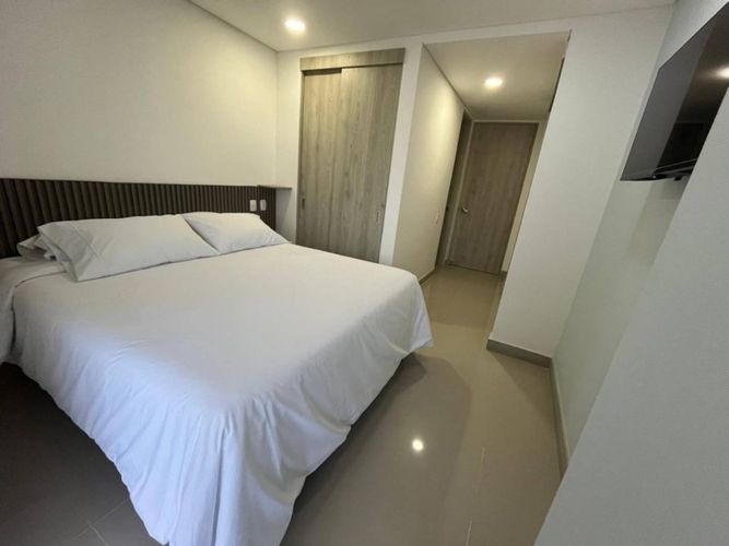 Apartamento de 2 alcobas en venta en Crespo, Cartagena, 104 m² · foto 5 de 12