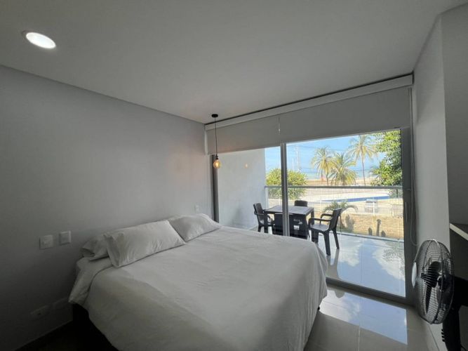 Apartamento de 2 alcobas en venta en Crespo, Cartagena, 104 m² · foto 6 de 12