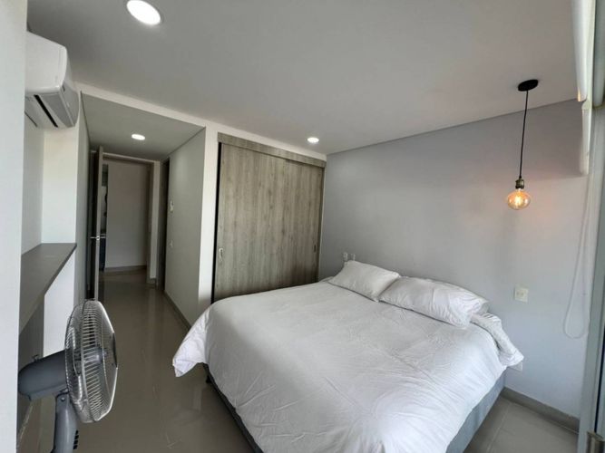 Apartamento de 2 alcobas en venta en Crespo, Cartagena, 104 m² · foto 8 de 12