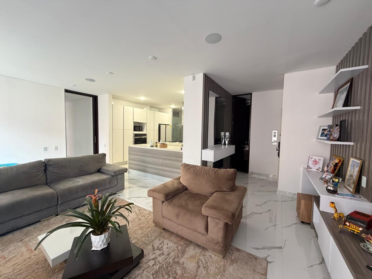 Apartamento en venta en Reserva De La Sierra, Bogotá · foto 4 de 21