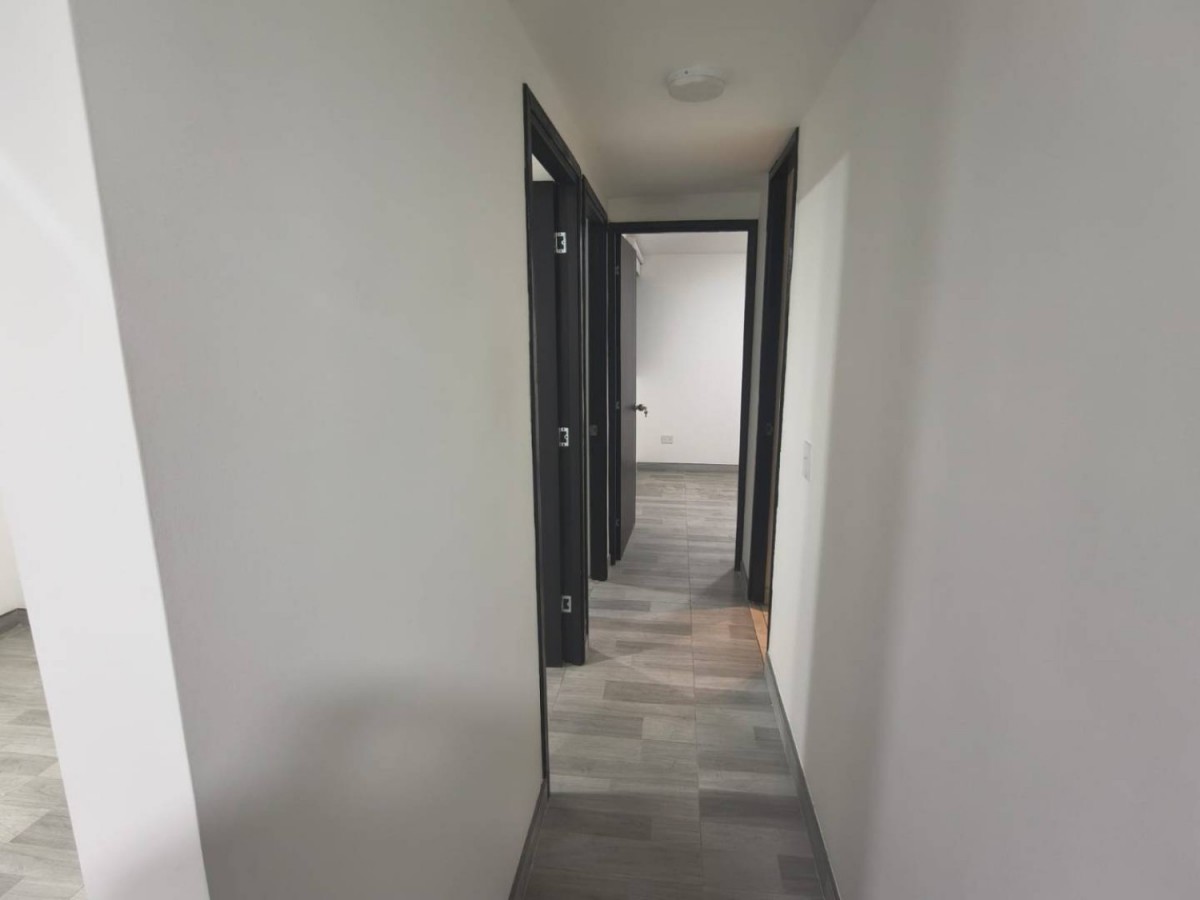 Apartamento en venta en Las Brisas, Bogotá · foto 14 de 16