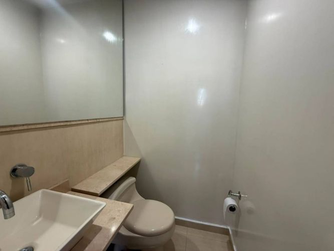 Apartamento de 3 alcobas en venta en Cabecera Del Llano, Bucaramanga, 128 m² · foto 4 de 11